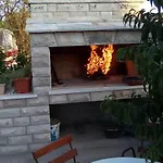 شقة Marita